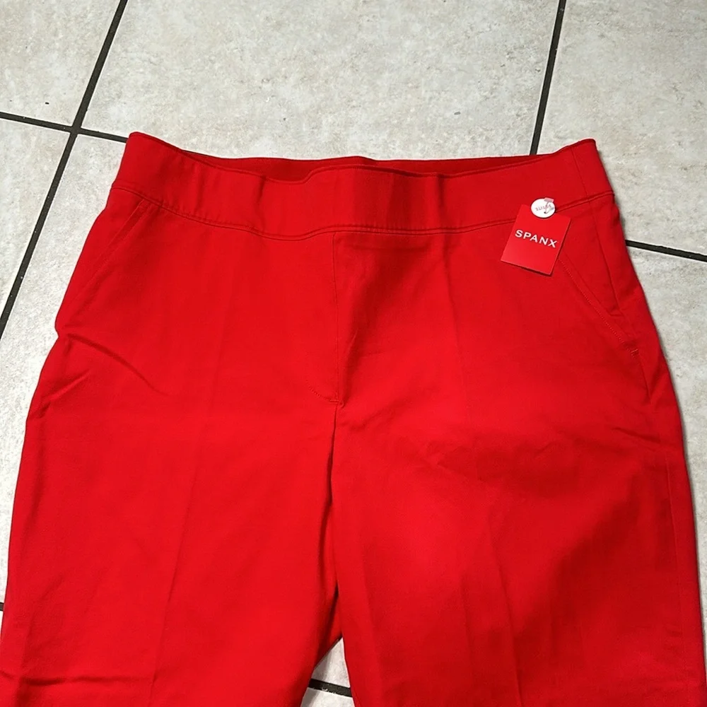 NWT SPANX On-the-Go Ankle Slim Straight Pant True‎ Red